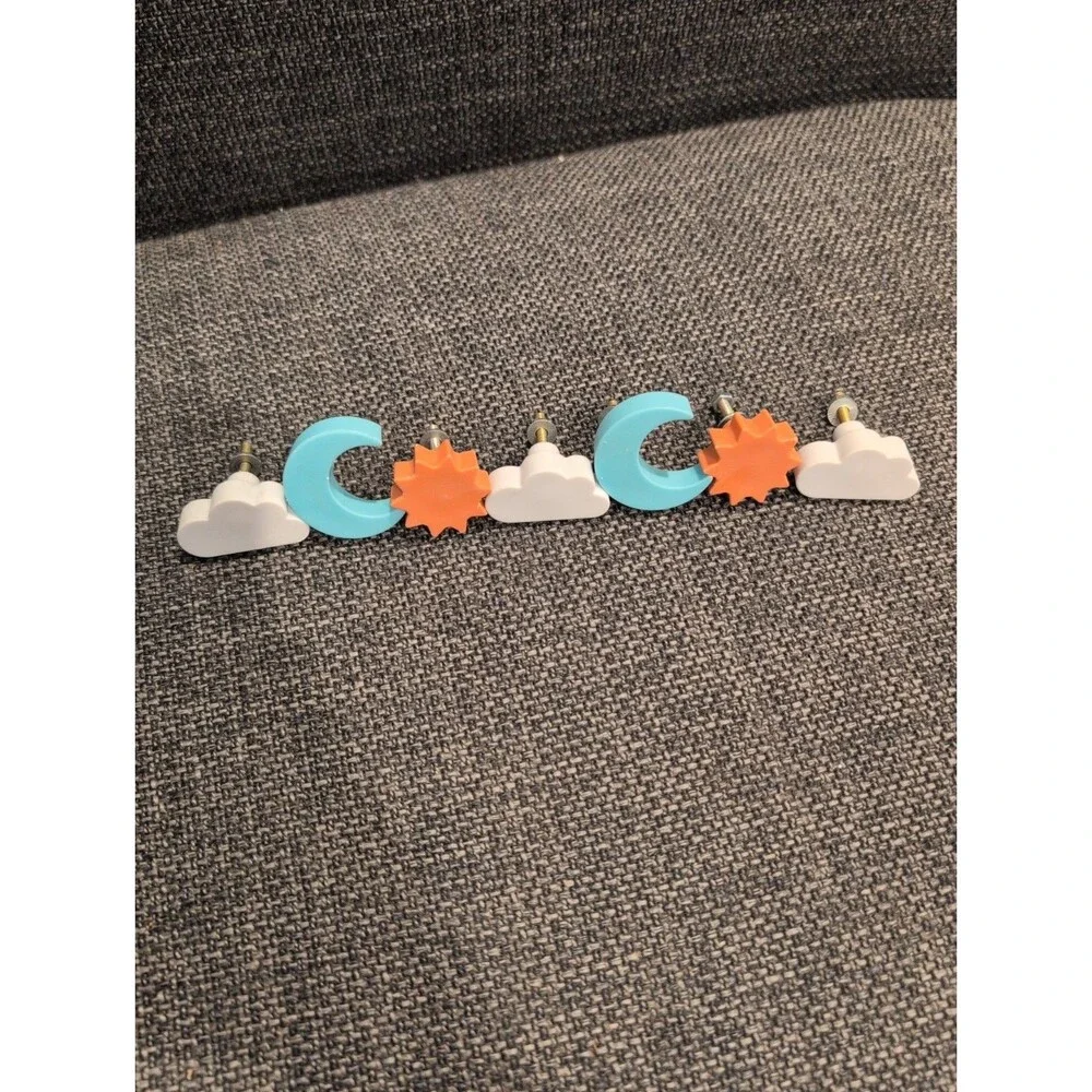 Set Of 7 Kids Room Decor Plastic Drawer Knobs , 3 Clouds, 2 Suns, 2 Moons